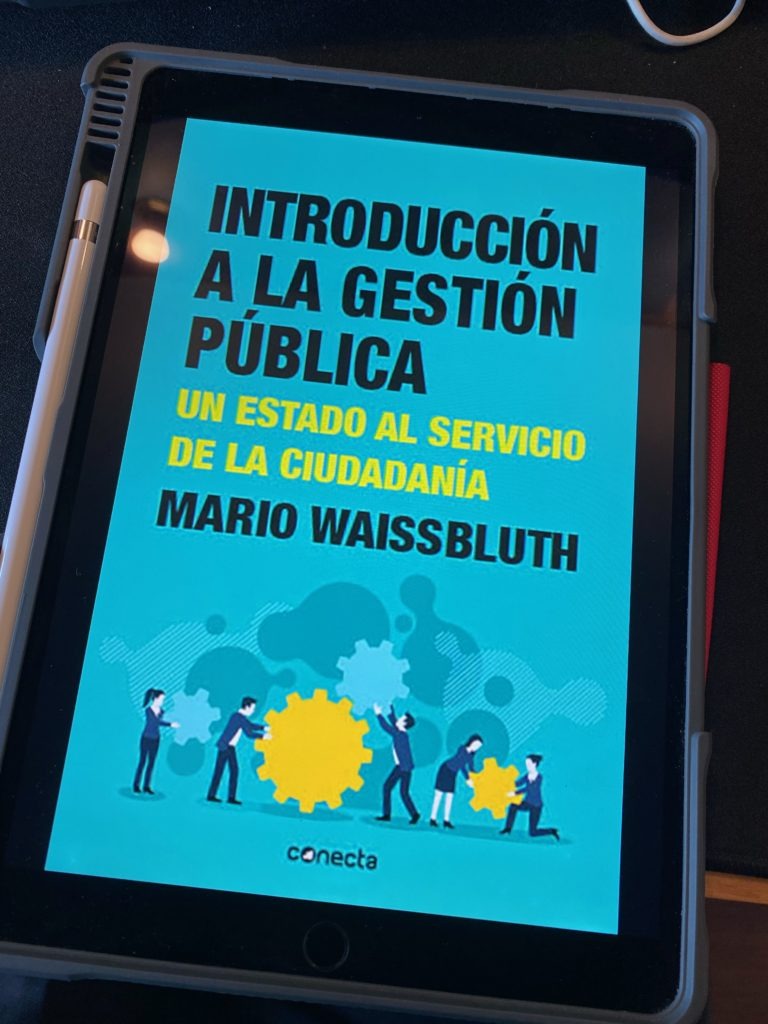 Carátula libro de Gestión Pública